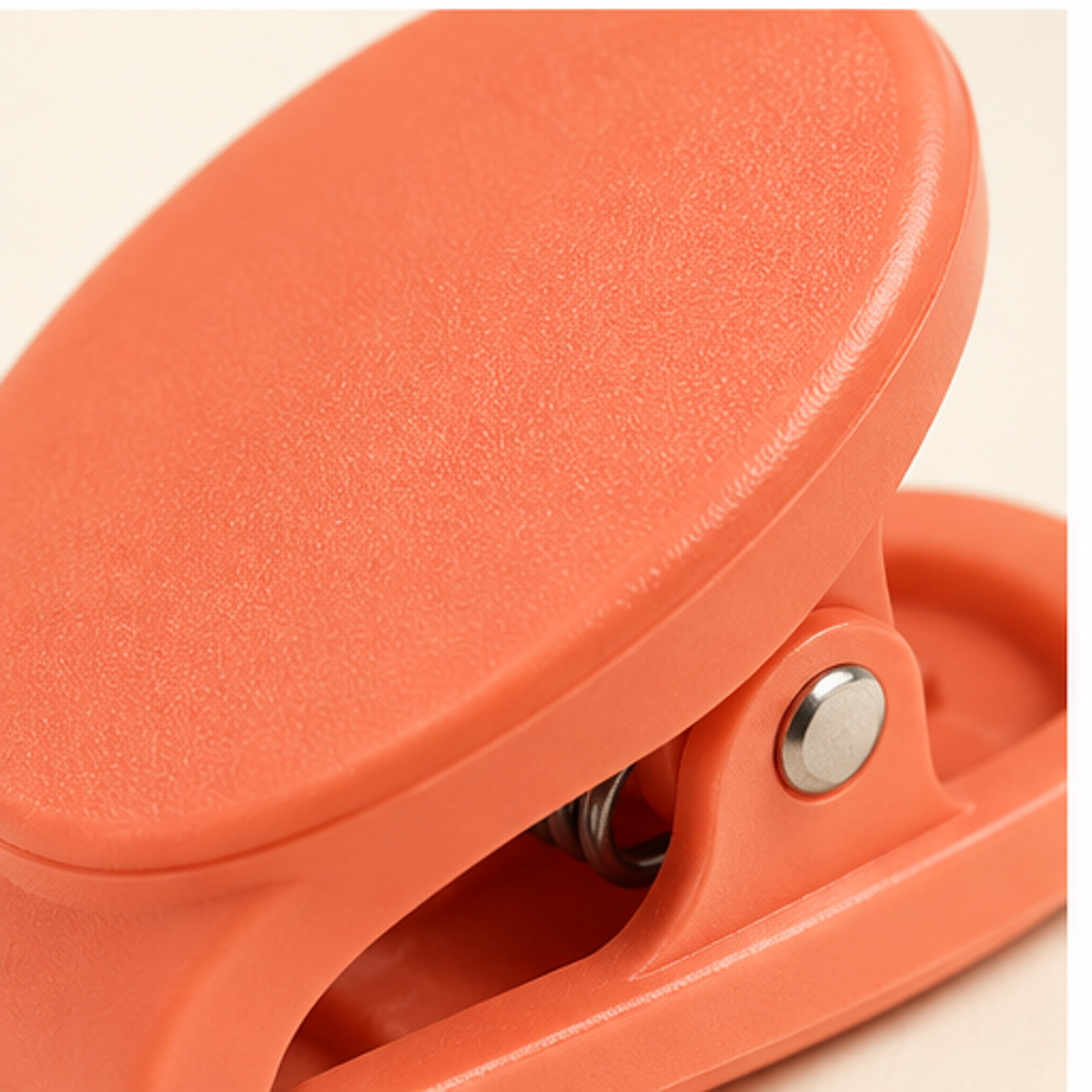 Beach Towel Anchor Set — detail