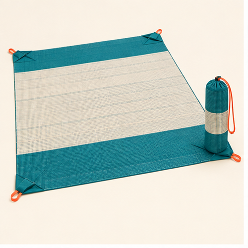 Sand-Resistant Beach Mat — hero